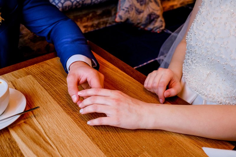 Ми тільки хочемо сказати, що, підходячи з головою до його організації, можна без проблем вберегти такий важливий в майбутньому для молодої сім'ї капітал